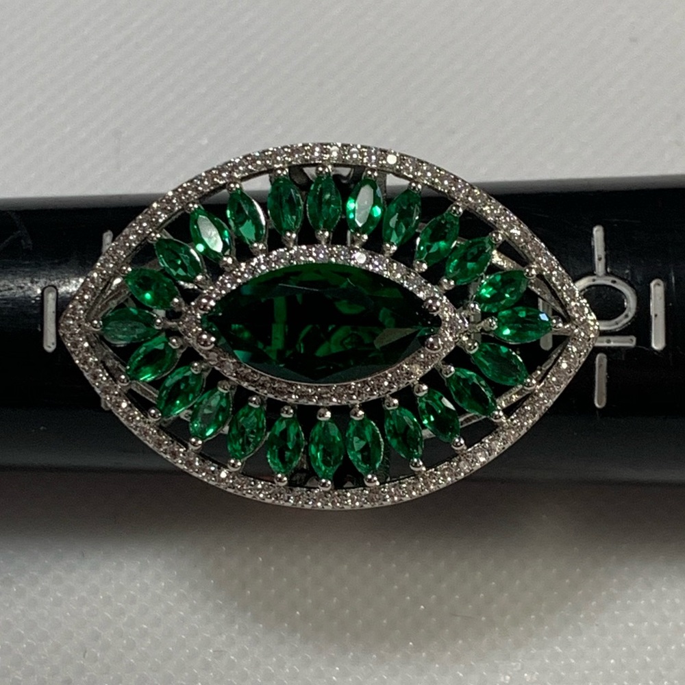 Simulated Emerald, Simulated Diamond Ring1.00 ctw - Picture 2 of 6